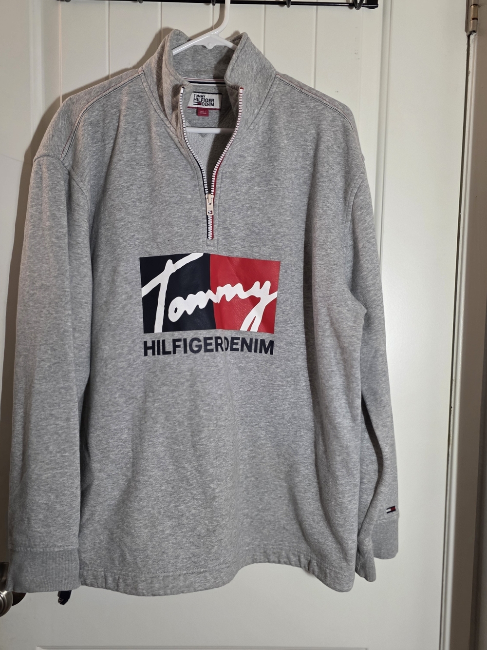 Vintage Tommy Hilfiger Men’s Gray Quarter-Zip Logo Sweater